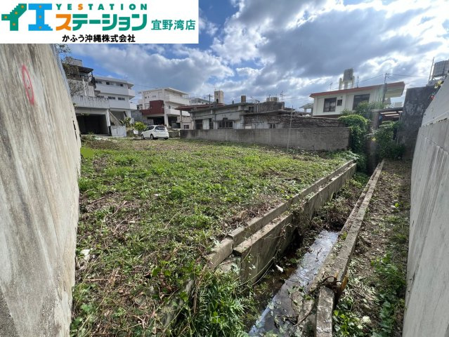 西原町字翁長東　土地の外観