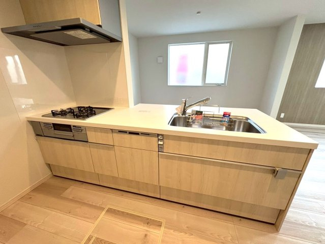 広々リビングの３ＬＤＫ◆インナーバルコニー付き◆駐車スペース２台分有り◆宇治市五ヶ庄上村のキッチン|キッチン