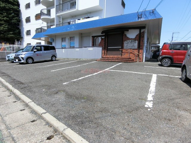 グランカーサ清蘭の駐車場|駐車場完備です