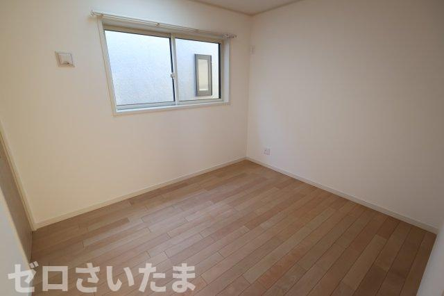 《仲介手数料無料》浦和区大東２丁目23-5新築一戸建てグランパティオの洋室