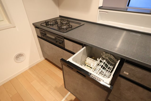 《仲介手数料無料》浦和区大東２丁目23-5新築一戸建てグランパティオのキッチン