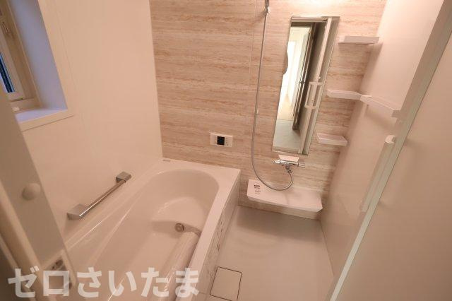 《仲介手数料無料》浦和区大東２丁目23-5新築一戸建てグランパティオの浴室