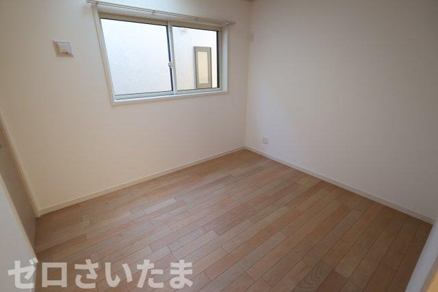 《仲介手数料無料》浦和区大東２丁目23-5新築一戸建てグランパティオの洋室