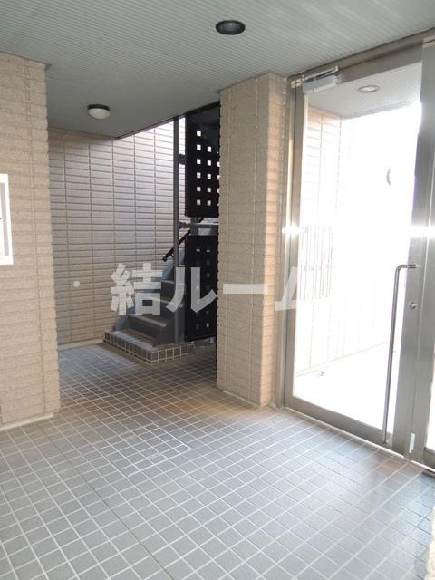 練馬区春日町４丁目の賃貸マンションのロビー