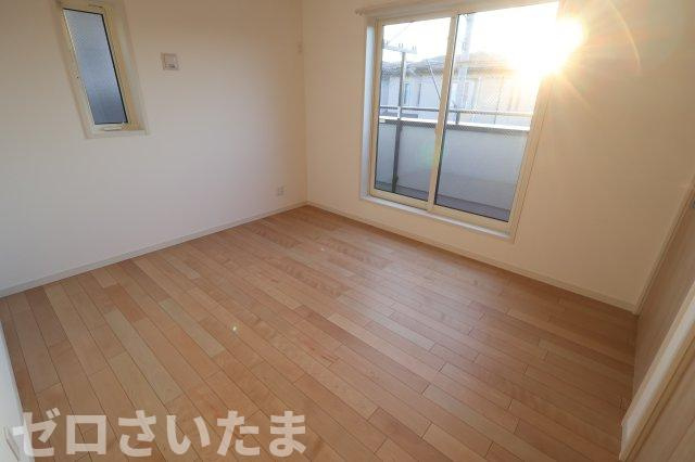 《仲介手数料無料》浦和区大東２丁目23-5新築一戸建てグランパティオの洋室