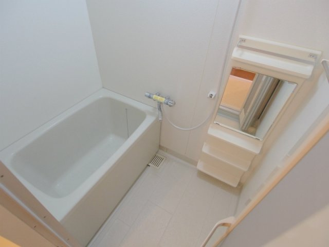 メゾン大町の浴室