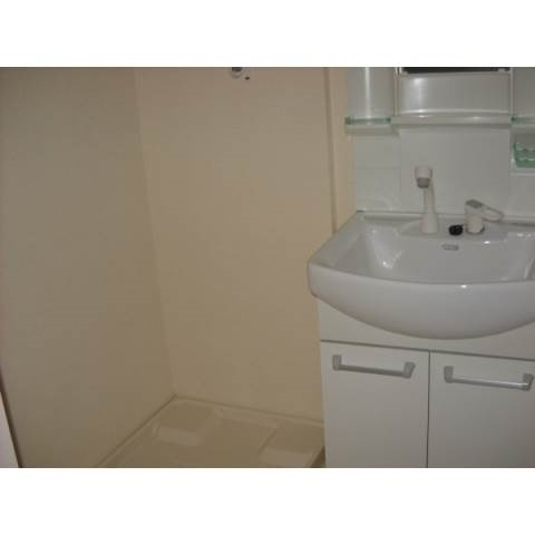 ラ・メゾン・ドゥ日名中町の洗面所