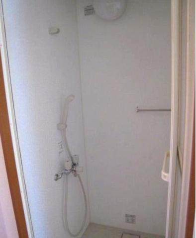 シエスタチャペルの浴室|シャワールームです☆