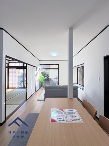 早良区田村４丁目　戸建ての居間・リビング