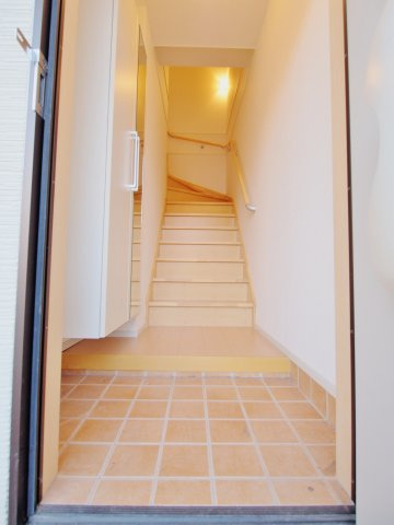 Ｕｒａｒａ　Ｗｅｓｔ　Bの玄関