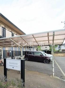 仲介手数料（賃料の1.10ヵ月）の50％OFF対象物件！の駐車場|駐車場に車を止められます