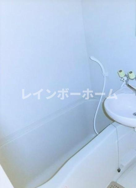 仲介手数料（賃料の1.10ヵ月）の50％OFF対象物件！の浴室|お風呂です