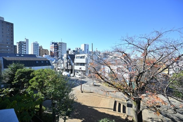 メゾン・ド・ブリーヤン　分譲　敷金礼金0　駅近の展望