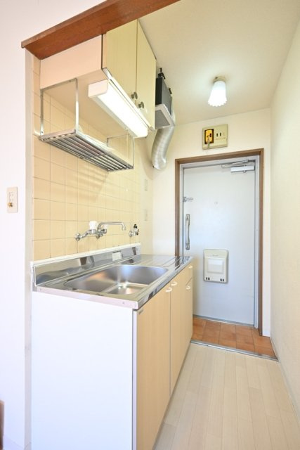 メゾン・ド・ブリーヤン　分譲　敷金礼金0　駅近の玄関