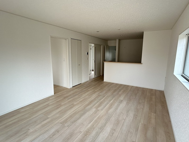 【居間・リビング】 | 各務原市那加土山町２丁目