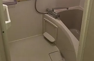【浴室】 | ウキ池袋西 | 同仕様写真
ロフト付き♪宅配BOX♪