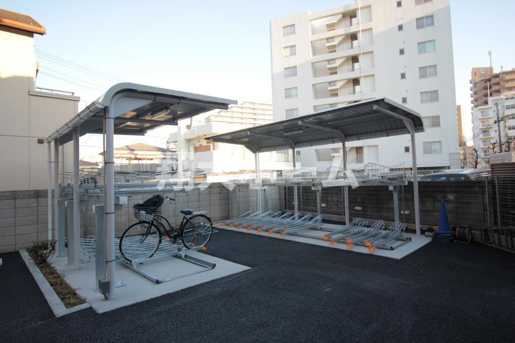 ベル エポックの駐車場