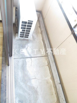 【バルコニー】 | グレースハイム | 暖かな日差しのふりそそぐバルコニー