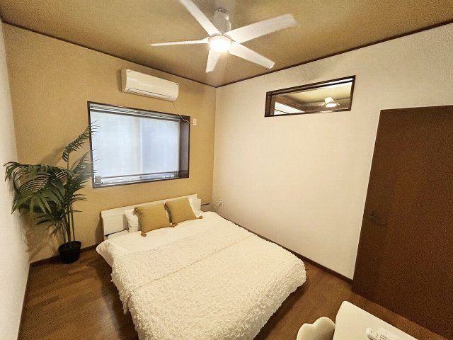 恩納村名嘉真テラスハウスの洋室