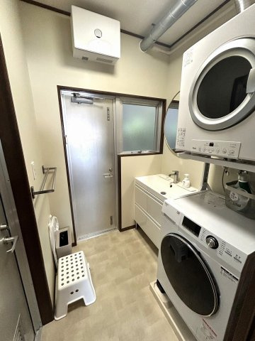 恩納村名嘉真テラスハウスの洗面所