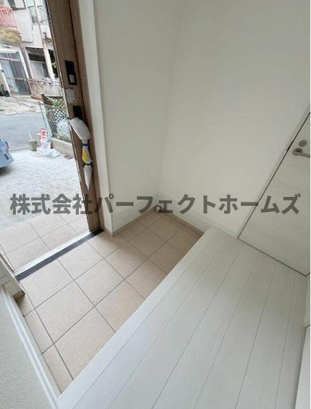 招提南町1丁目戸建　賃貸の玄関|きれいな玄関です