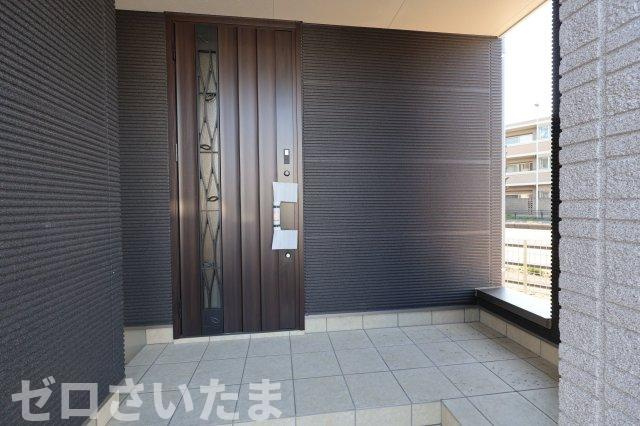 《仲介手数料無料》北区奈良町8-17新築一戸建てグランパティオの玄関