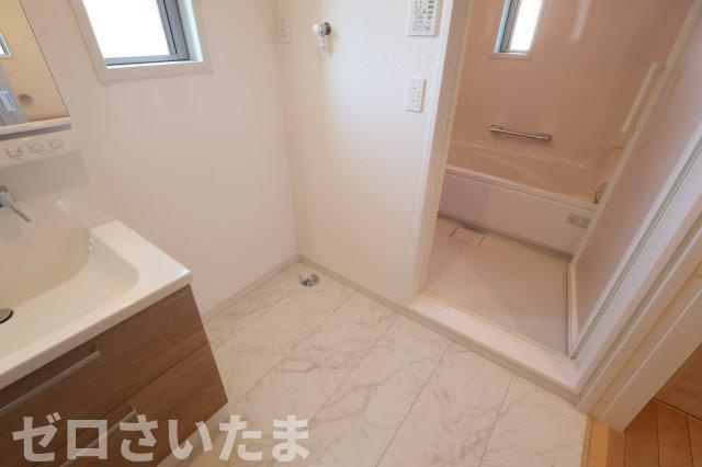 《仲介手数料無料》北区奈良町8-17新築一戸建てグランパティオのランドリースペース