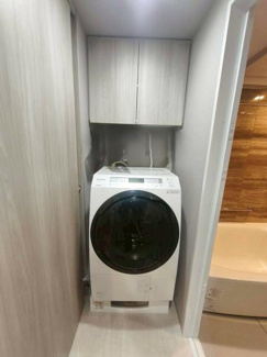  | 洗濯置場。ドラム式洗濯機も入… 