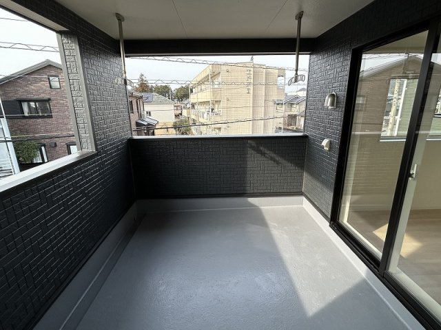 【バルコニー】 | 各務原市那加土山町２丁目 | 雨の日も安心。インナーバルコニー！