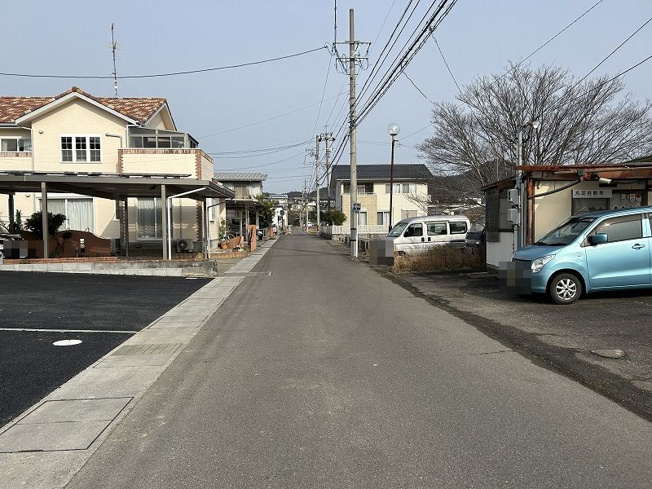 【前面道路含む現地写真】 | 各務原市那加土山町２丁目