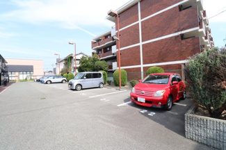 【駐車場】
