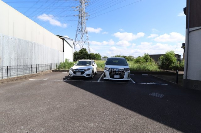 クレアール　Ｂの駐車場