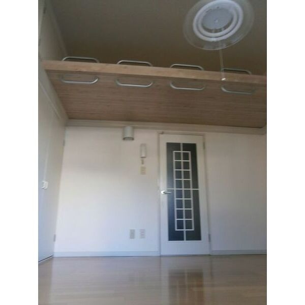 パレス六名のその他