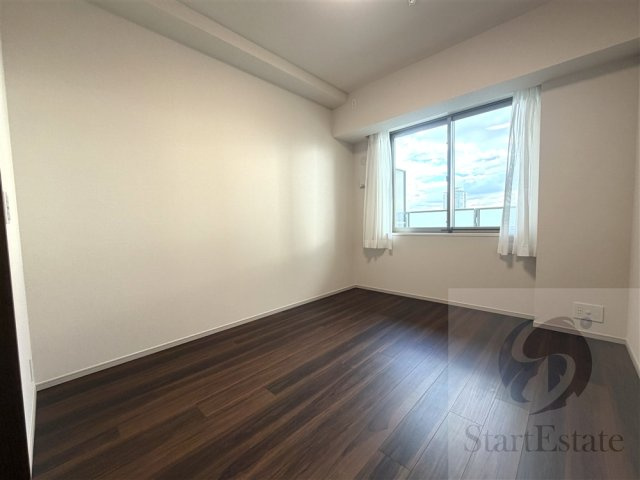 【寝室】の画像