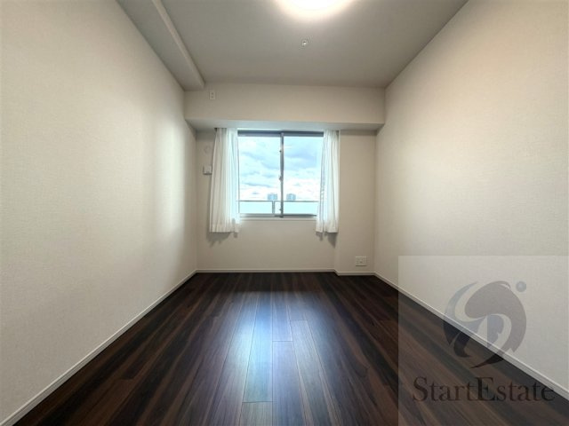 【寝室】の画像