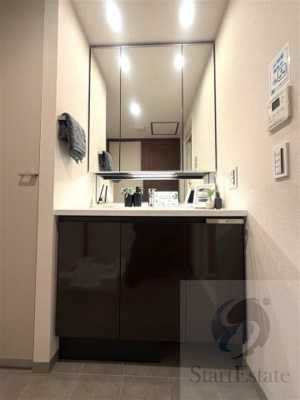 【独立洗面台】 | グランドメゾン新梅田タワー