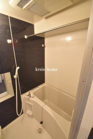 リヴシティ神田の浴室