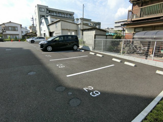 【駐車場】