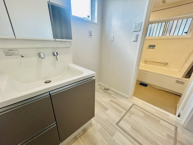 千葉市若葉区若松町の洗面所