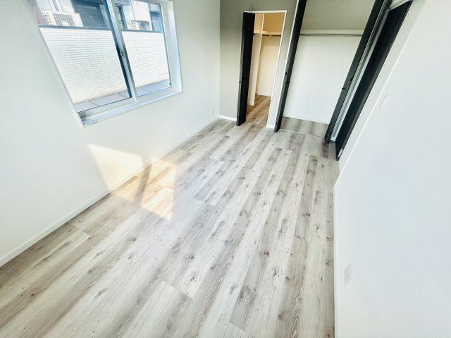 千葉市若葉区若松町の洋室