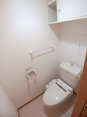 【トイレ】 | グリーンヒルミヤケⅠ | ゆったりとした空間のトイレです