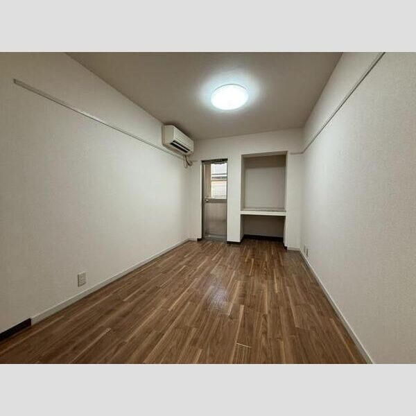 フォレストハウスの居間・リビング