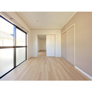 フレグランスシスルの居間・リビング