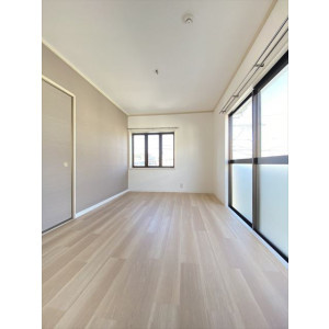 フレグランスシスルの居間・リビング