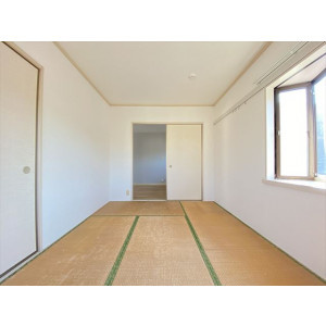 フレグランスシスルの和室