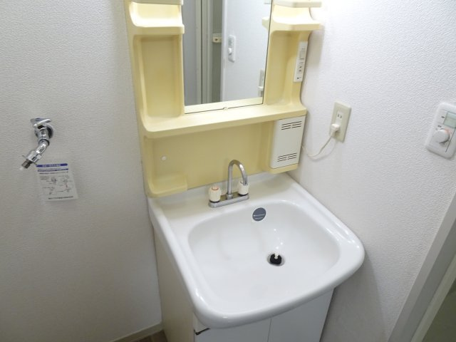 スターハイツBの独立洗面台