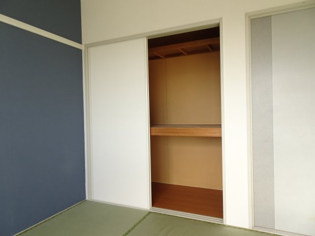 スターハイツBの収納