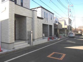 【前面道路含む現地写真】 | 前面道路含む現地写真です