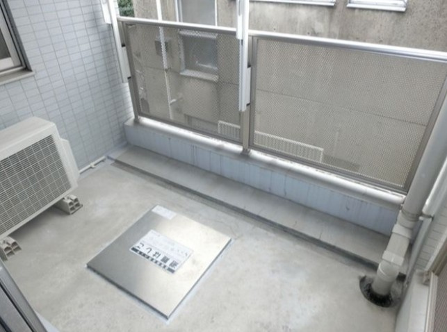 AZ小石川のバルコニー