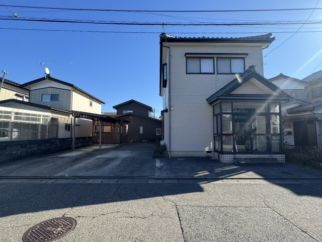 東区石山3丁目　中古戸建の外観